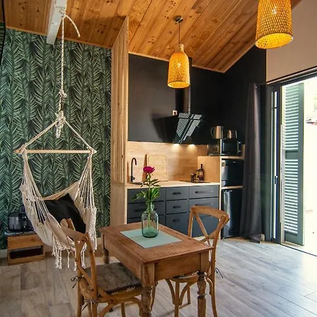 Apartment Welcom Apparts-chic Et Intimiste-100m Du Port La Teste-de-Buch