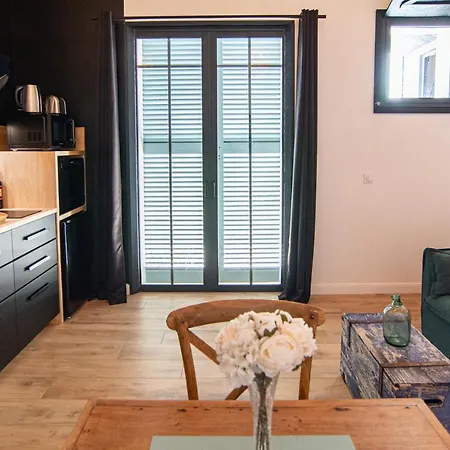 Welcom Apparts-chic Et Intimiste-100m Du Port Apartment *