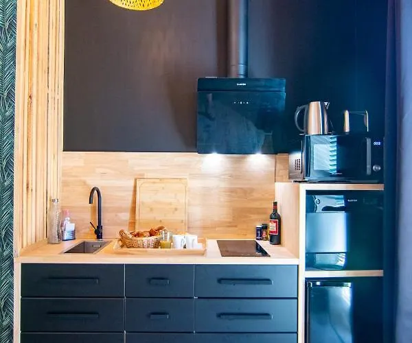 Welcom Apparts-chic Et Intimiste-100m Du Port דירה *